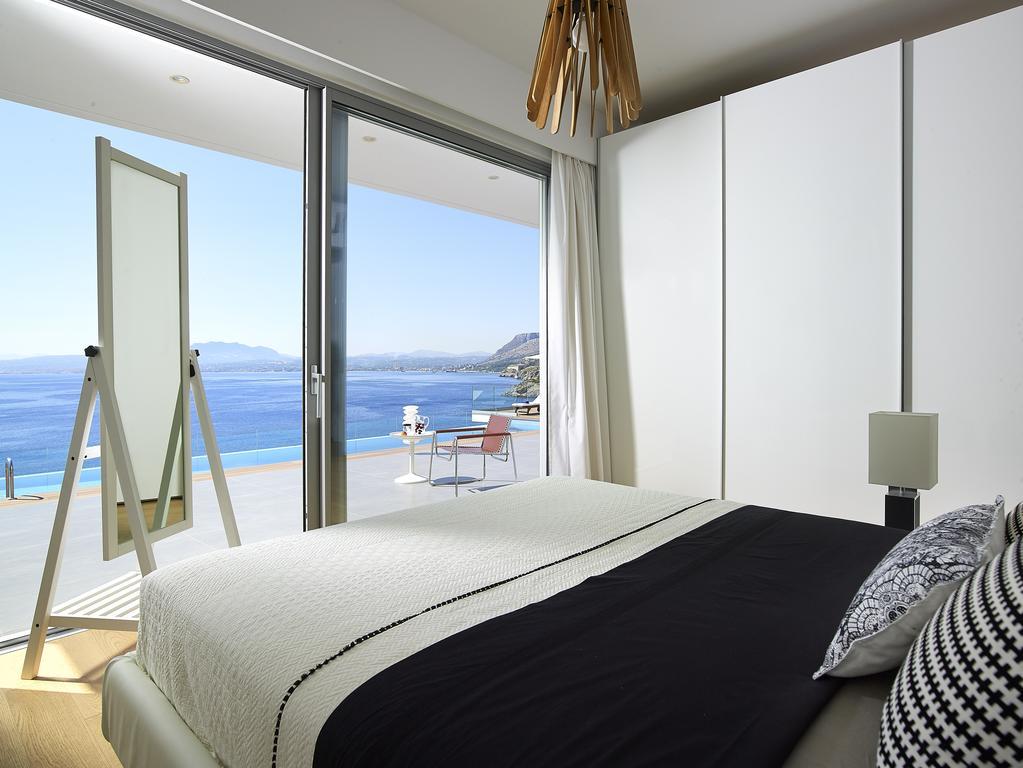 Beachfront Villa In Crete - Epavli Luxury Villa Agia Pelagia  Exterior photo